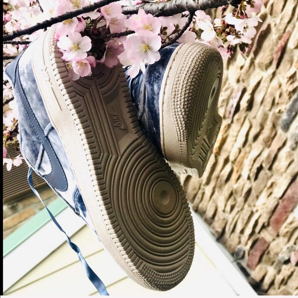 Sale NWT Nike Air Force 1 Lvl 8 Crush Sky Blue - Picture 6 of 8
